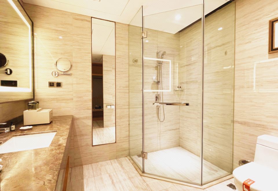 逸居大床房（斯林百兰定制床垫+MINI吧）