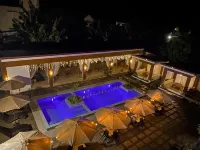 Gabz'k Hotel & Resort  호텔