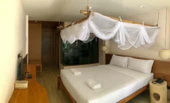 Sealey Resort Koh Larn