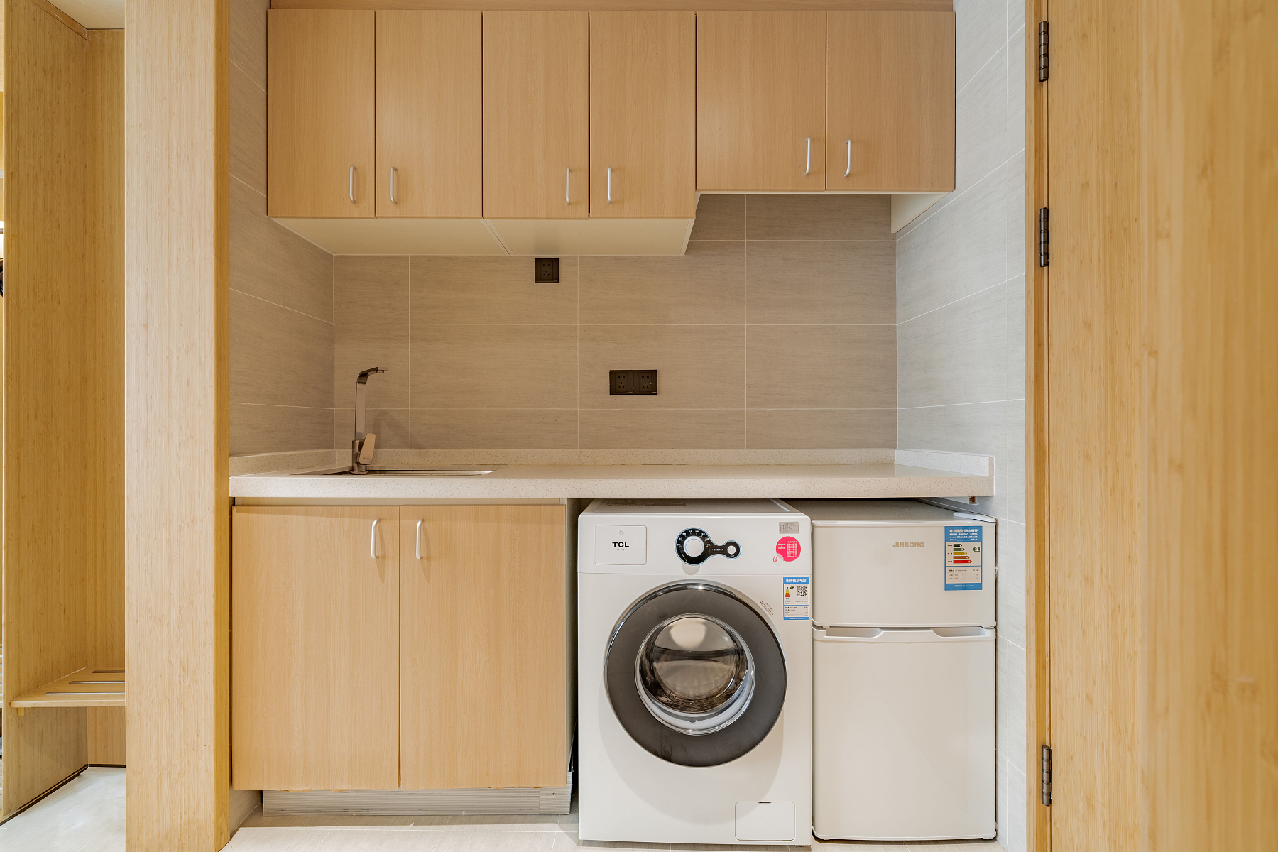 商务双床房（落地窗+小冰箱+mini茶海）