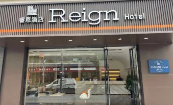Reign  Hotel
