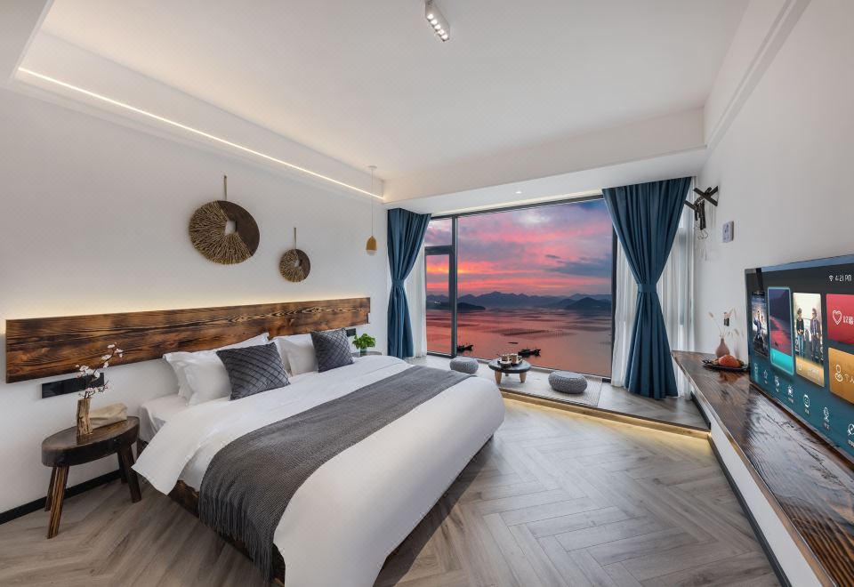 攬月·180°海景大床房