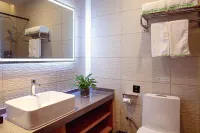 GreenTree Inn Express Hotel (Yongqing Hi-Tech Development Zone Shop) Hotel dekat Yongqingdong Railway Station