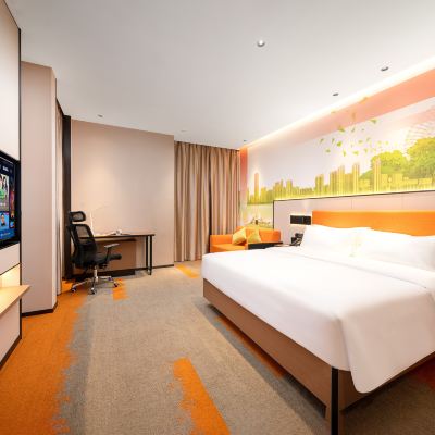 商務大床房 亞灣智享飯店（大朗店裡悅裡購物中心店）優惠