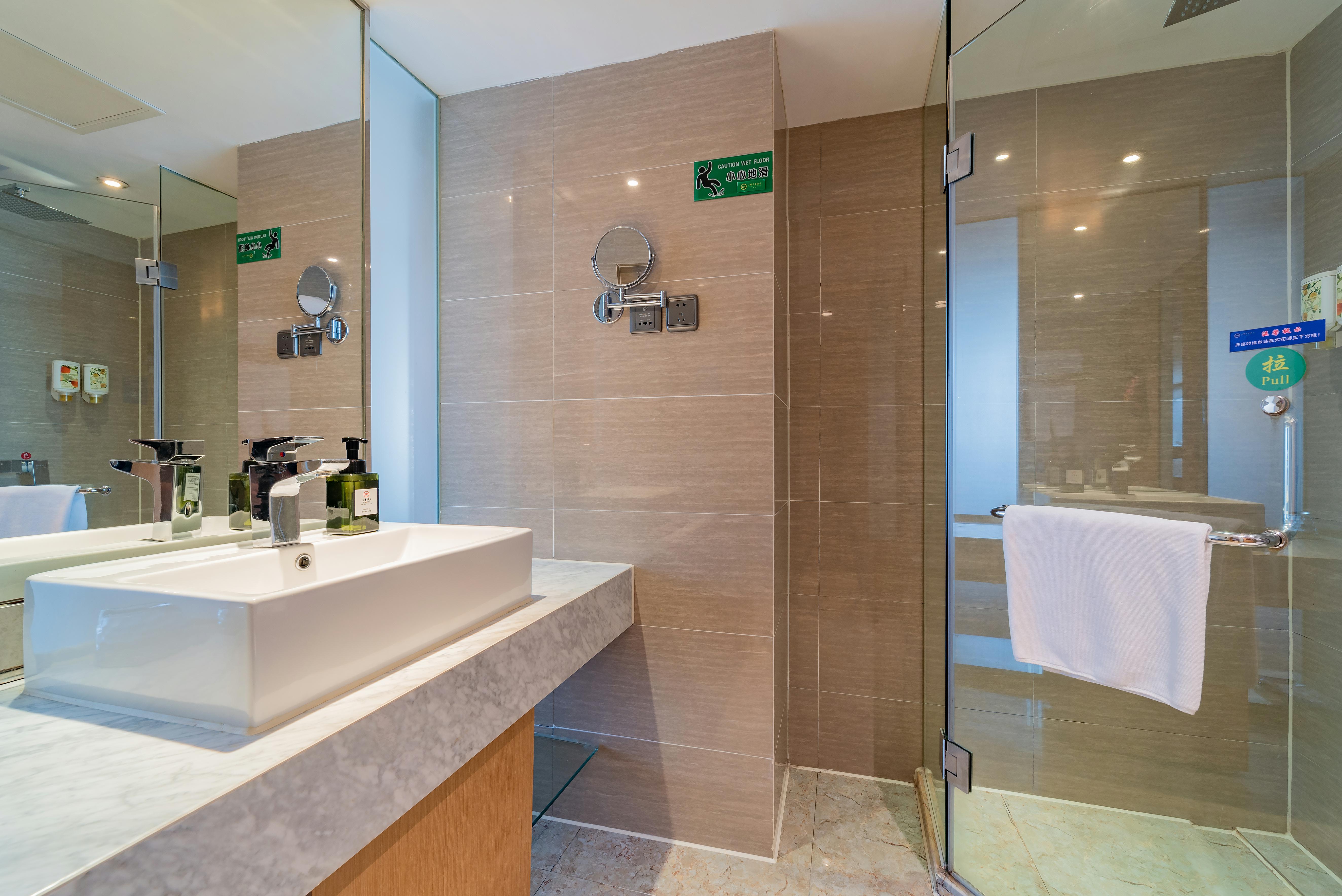 雅致大床房（荞麦枕+高弹力床垫）