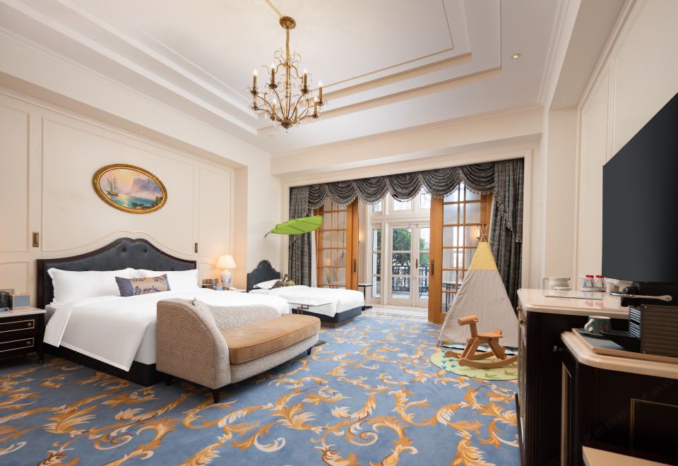 曦海池畔親子房