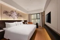 The Landis Hotel