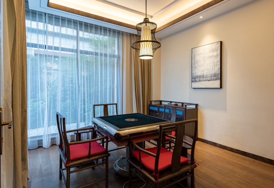 临溪揽月复式套房