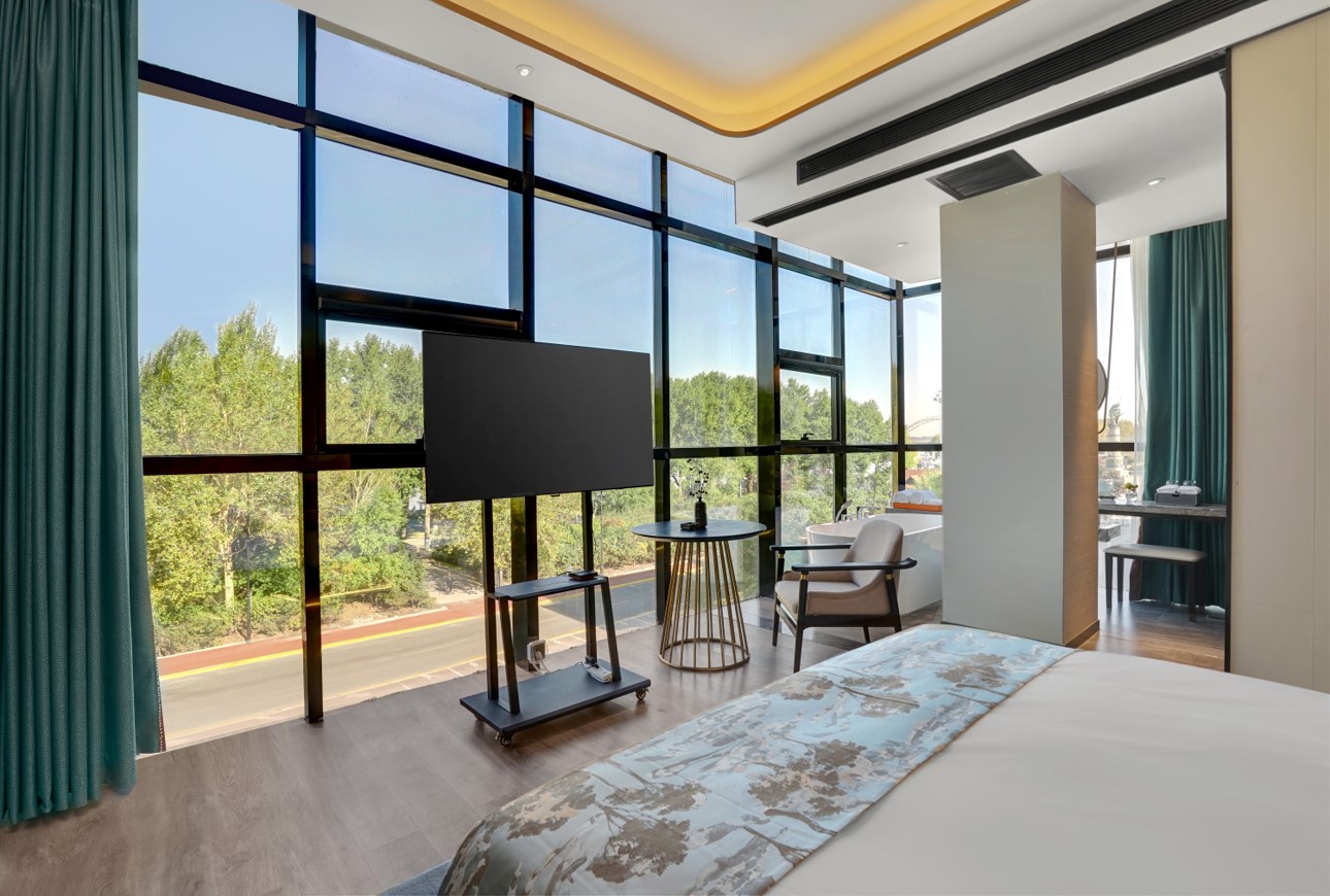 冰雪视界·180°双卧江景套