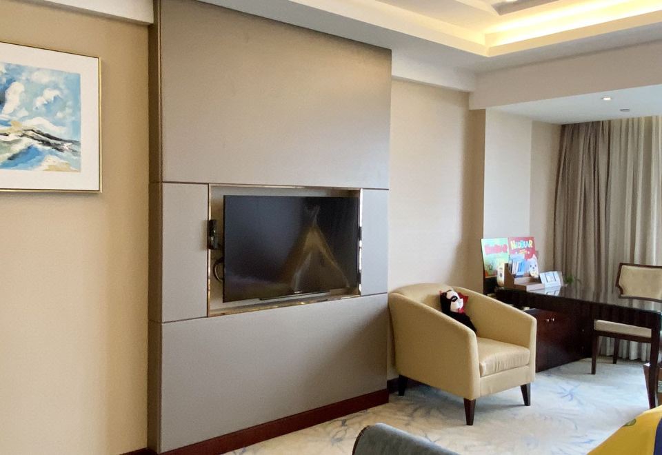 小熊尼奥江景亲子房