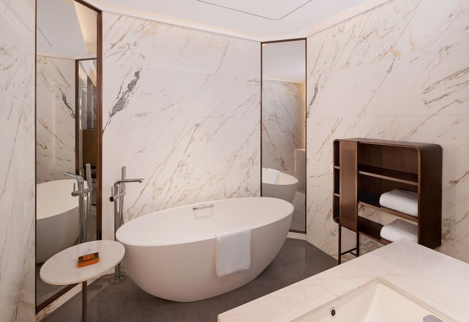 單臥大床行政套房