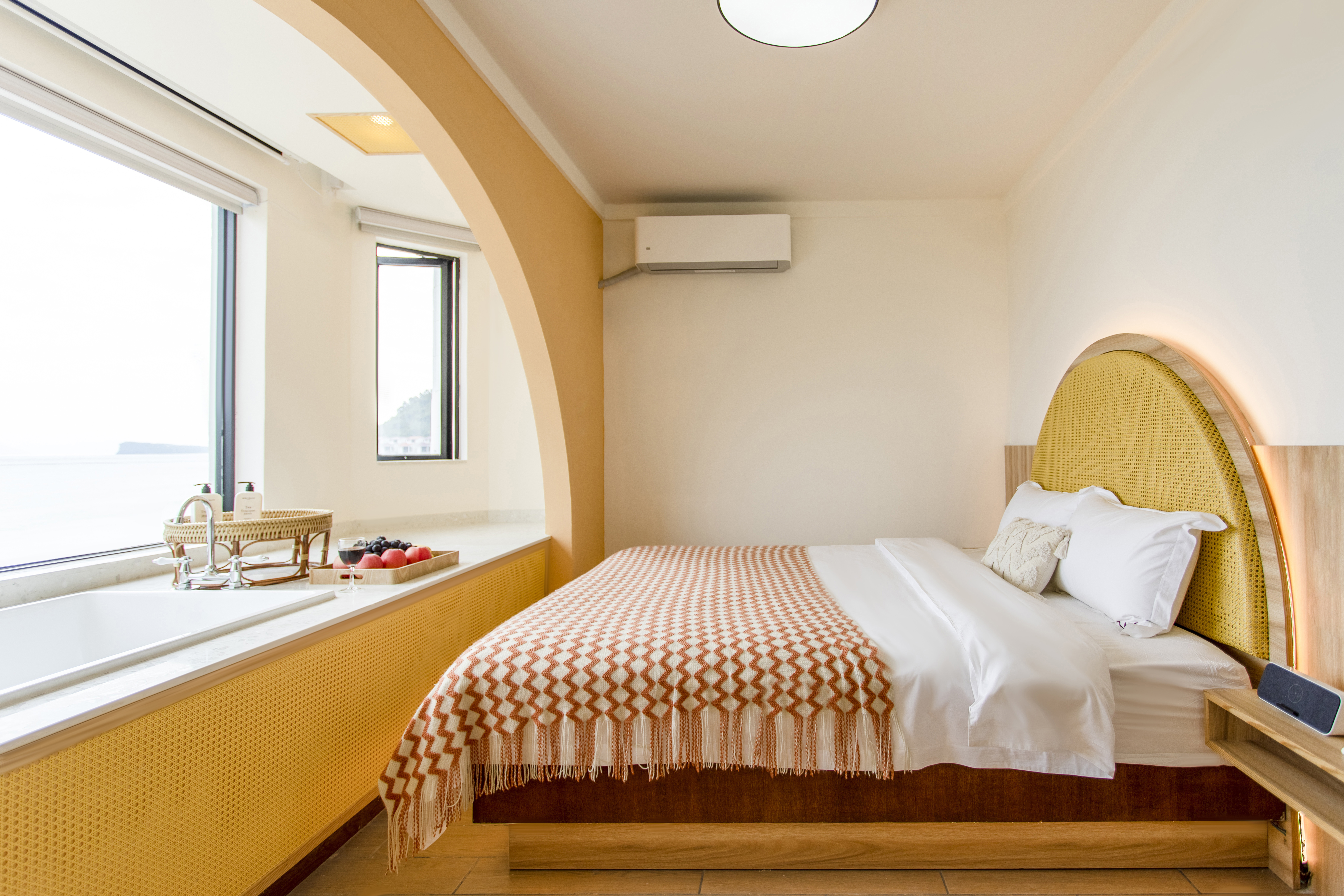 榆光·海景浴缸大床房