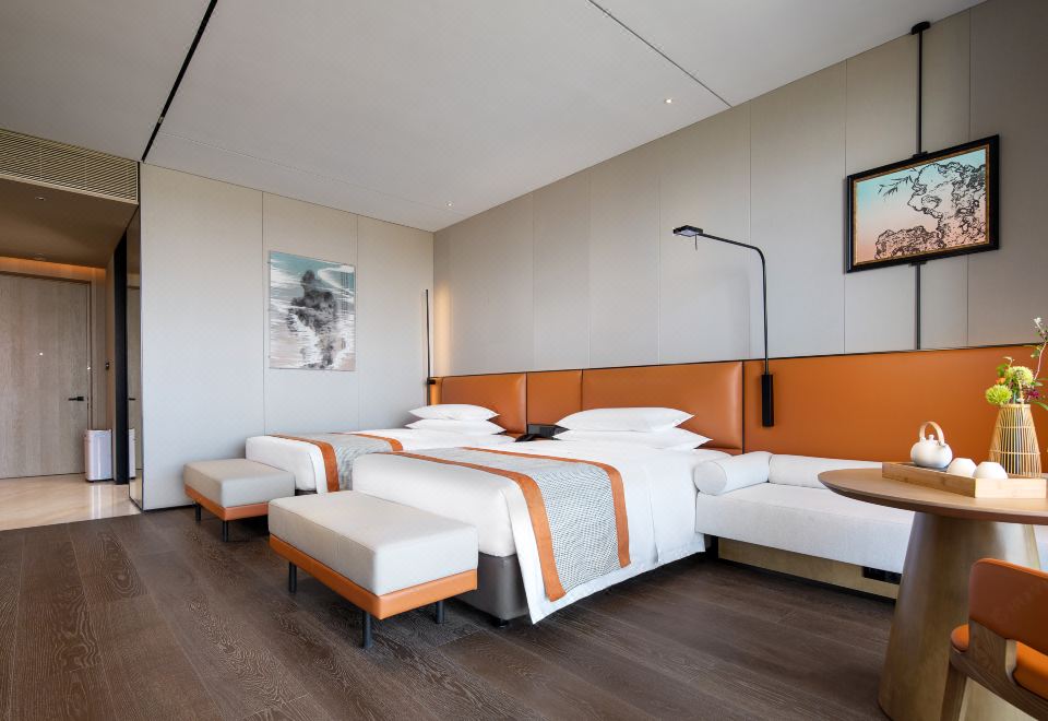 Twin Lake View Room