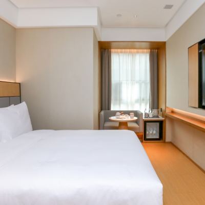 大床房 全季飯店（深圳南山地鐵站店）優惠