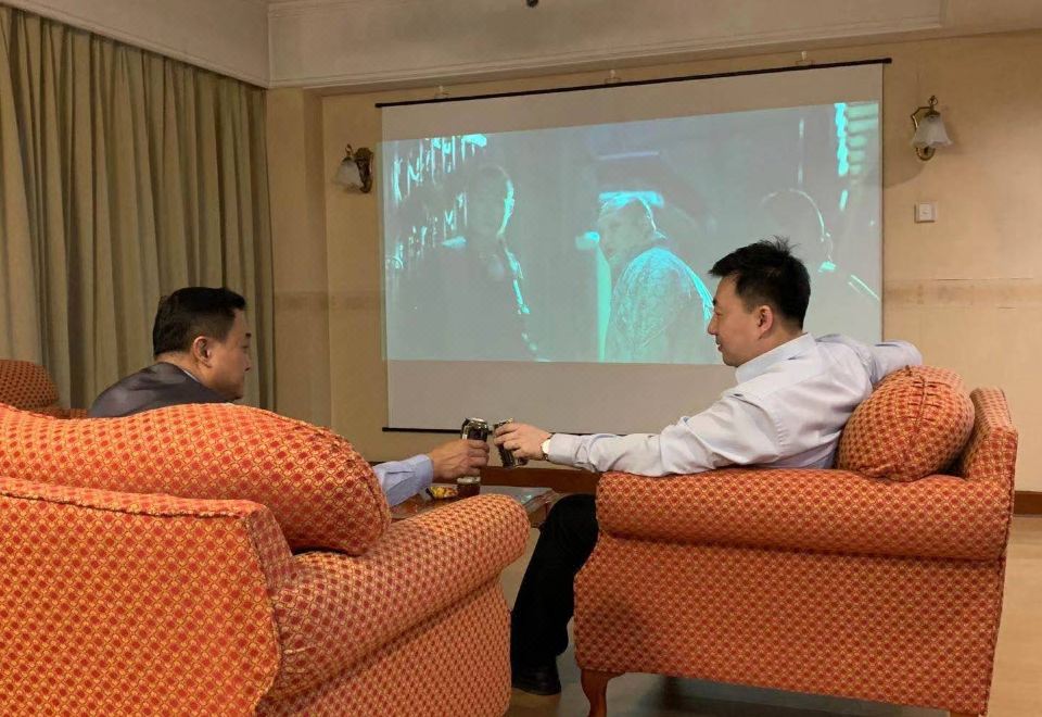 悦享|拾光影音房