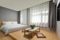LE JU Hotel (Xinzheng Longhu Senda University Business Plaza) Các khách sạn gần Zhongyuan University of Technology (West to Hospital of Zhongyuan University of Technology)