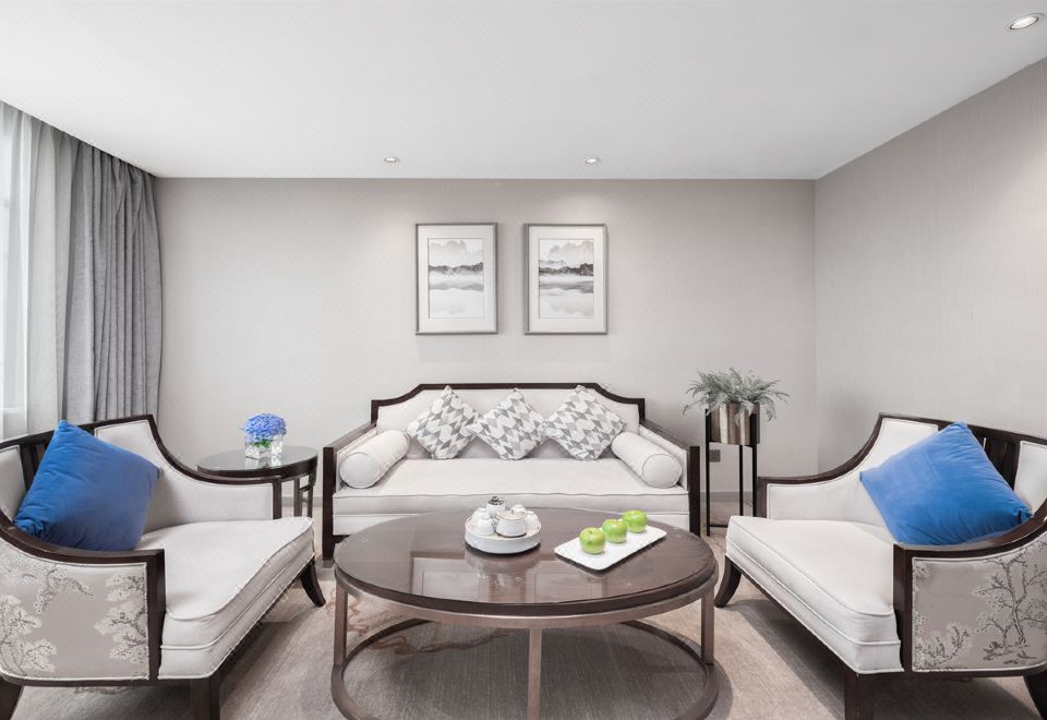 Byland Star Hotel (Yiwu International Trade City)ManJu Superior Suite Room (King Bed)