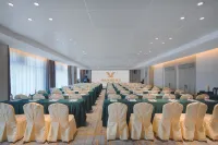 Vienna International Hotel (Huangshi Daye Center High-speed Railway North Station)