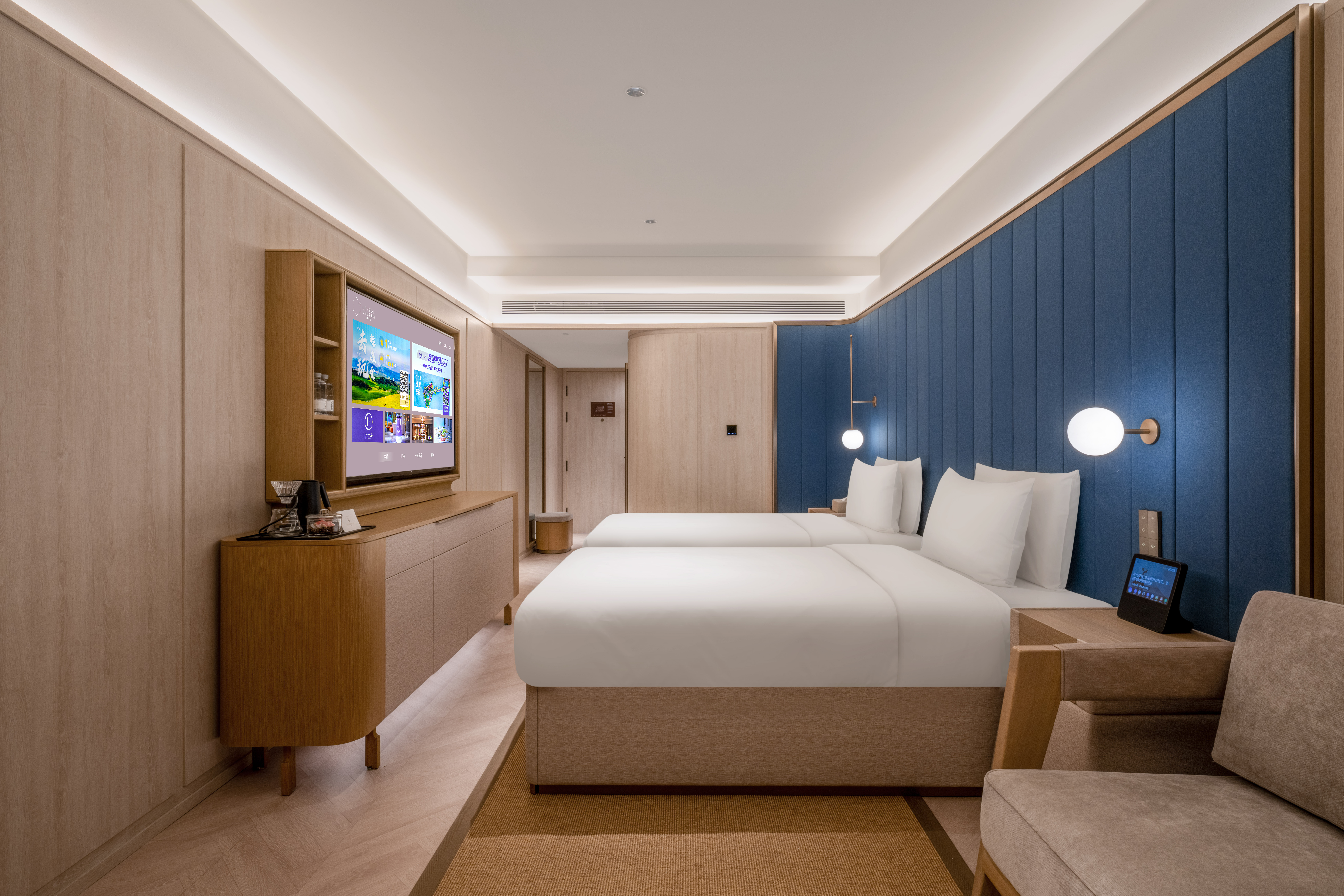 豪华双床房 （智能客控+小冰箱+65寸投屏电视+零压床垫）