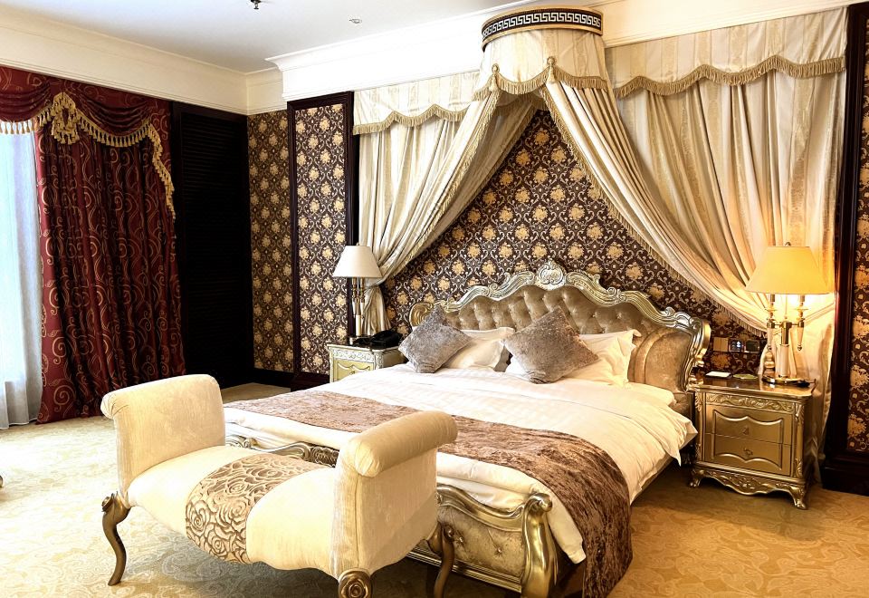 至尊套房（4房2厅）