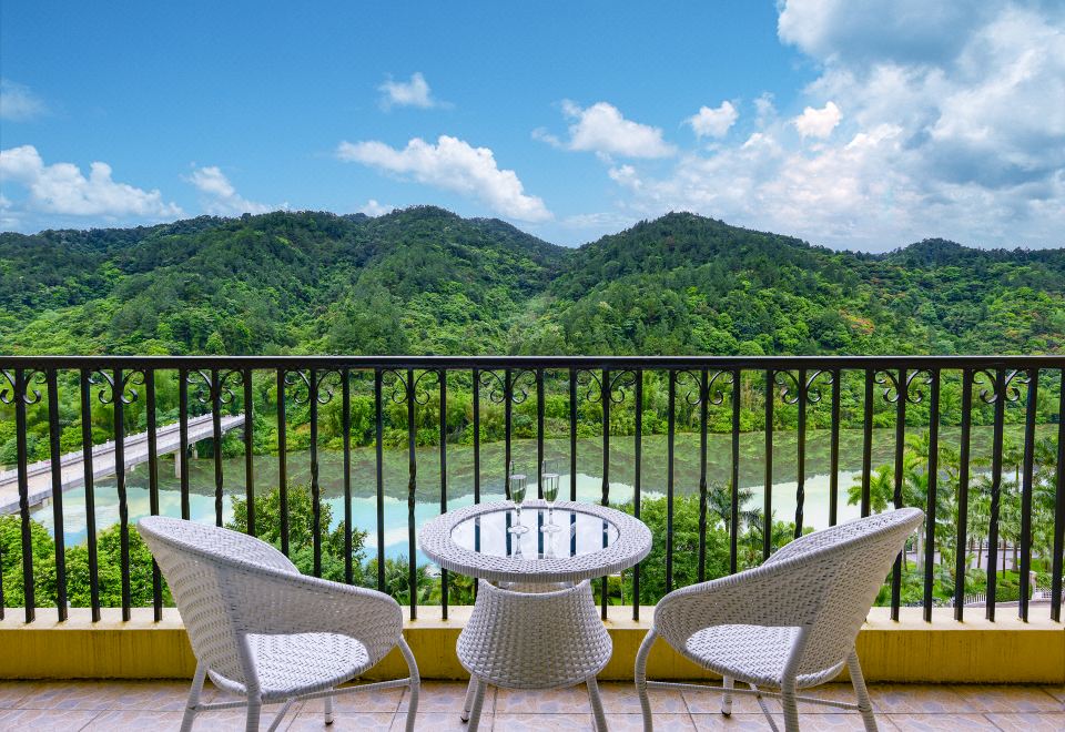 高级流溪河畔大床房?新装简欧风&一线山河景观