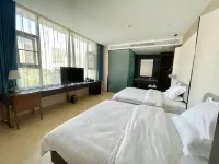 Home Inn UP Huayi Element Boutique Hotel (Wanyuan Railway Station Branch)