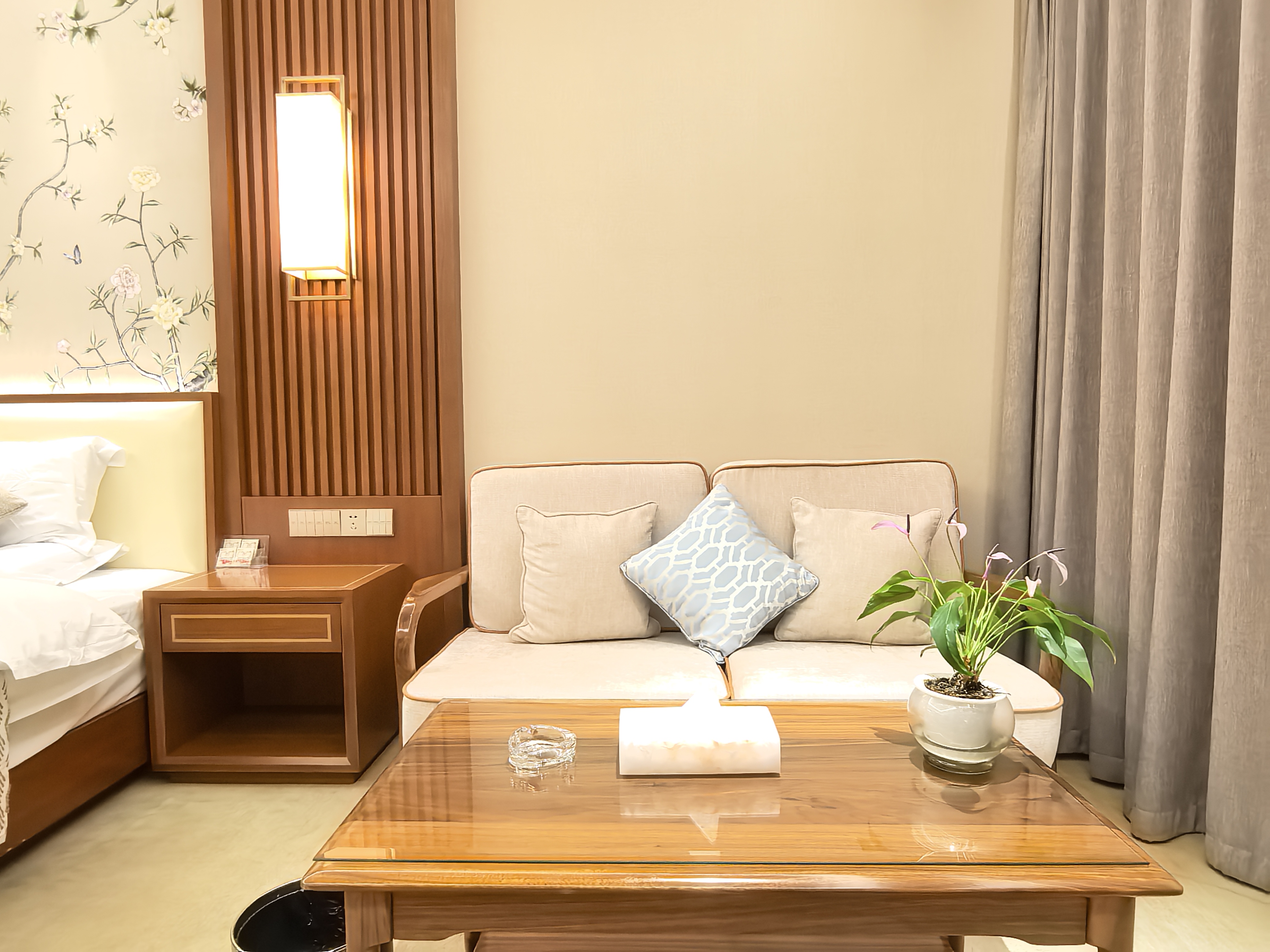 YingJiang SHIMIWADI HotelDeluxe Room