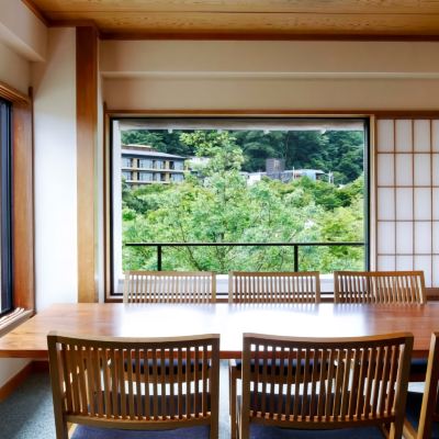 【池の棟】庭園側・角部屋客室（和室12畳＋洋間） 箱根湯本温泉 吉池旅館 クーポン