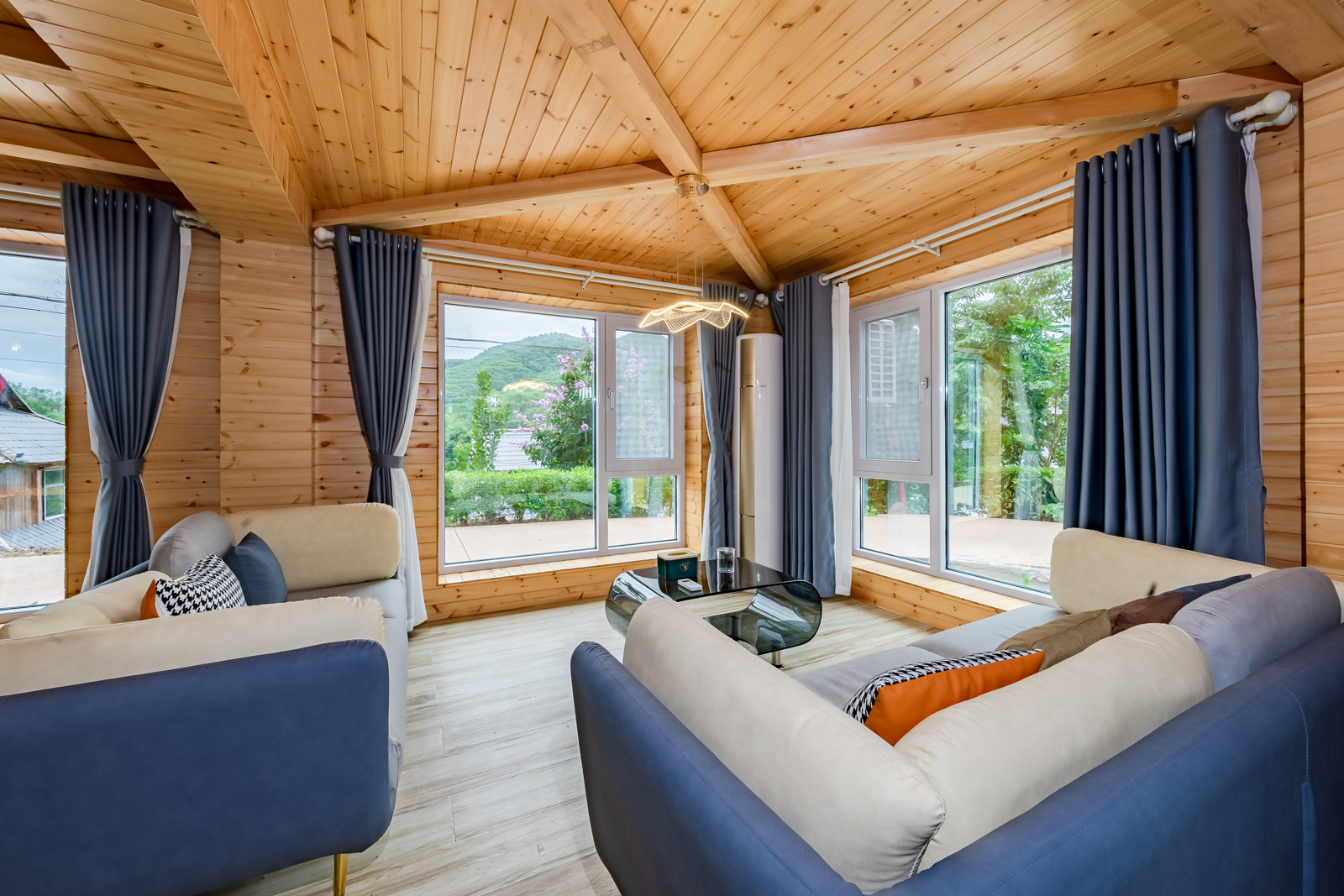 友人居野奢大套房