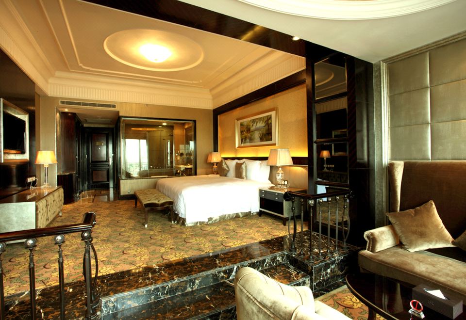 行政园景大床房