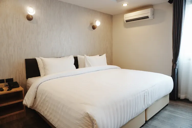 ห้องสแตนดาร์ด เตียงใหญ่ 1 เตียง