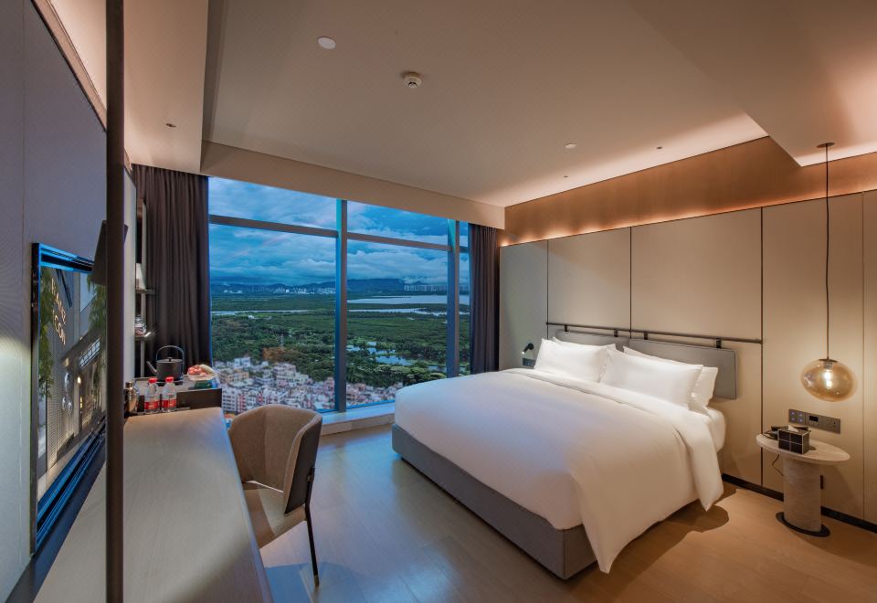 ICON LAB Hotel Shenzhen FutianGarden View Queen Bed Room