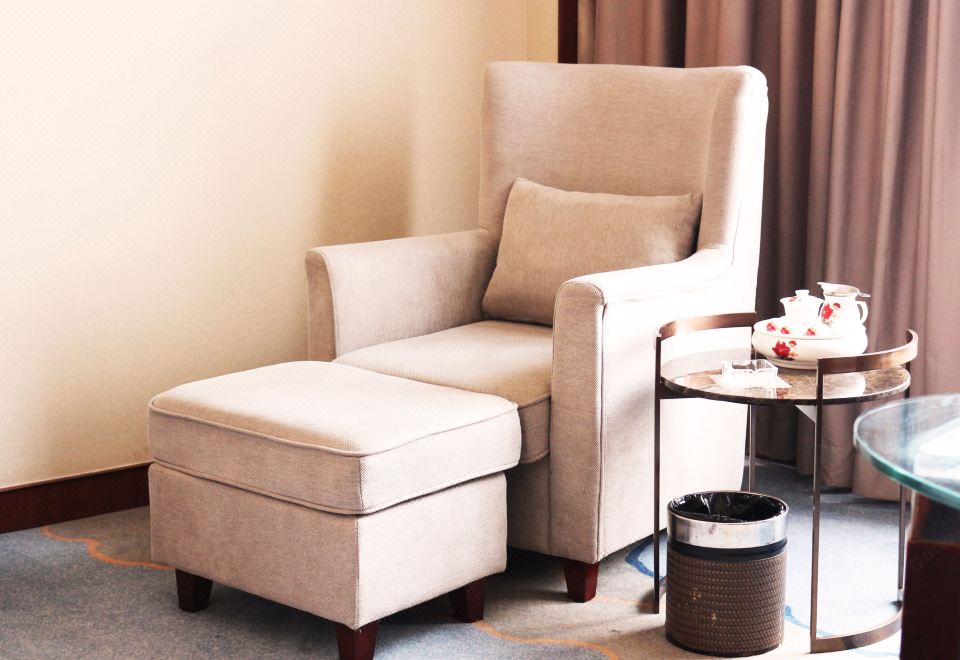 豪华大床房（大窗户）