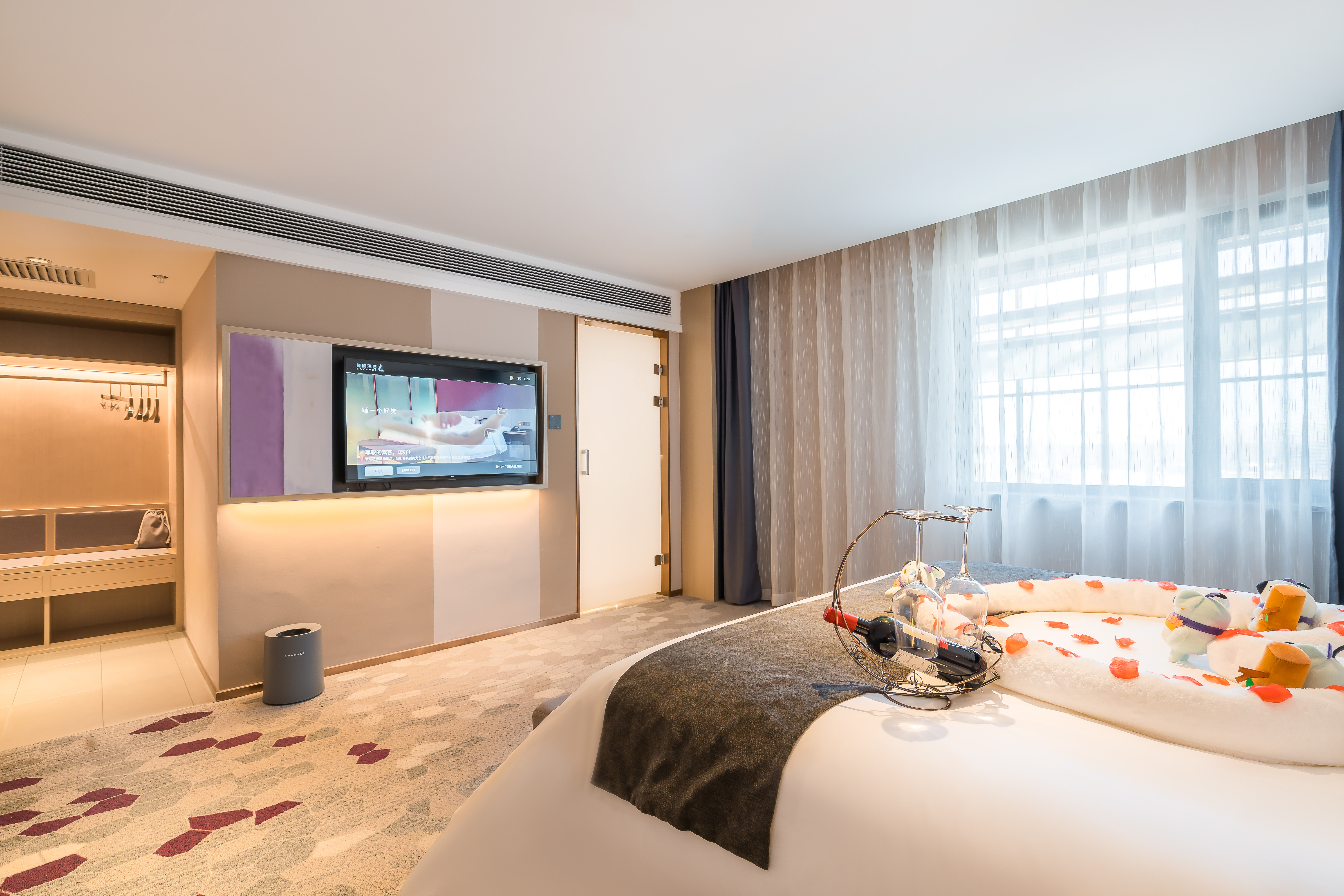 浪漫尊享房（智能客控）