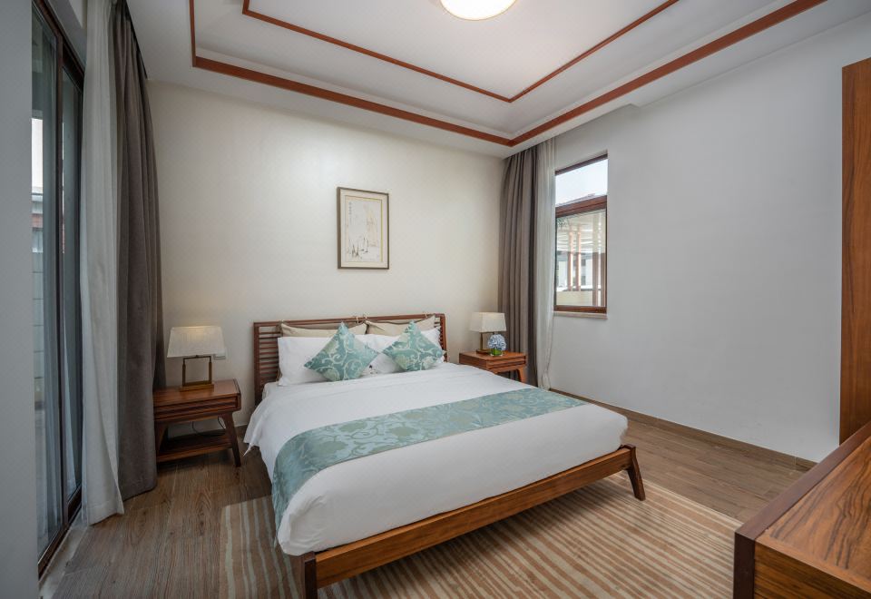 Yage Three-Bedroom Pool Villa