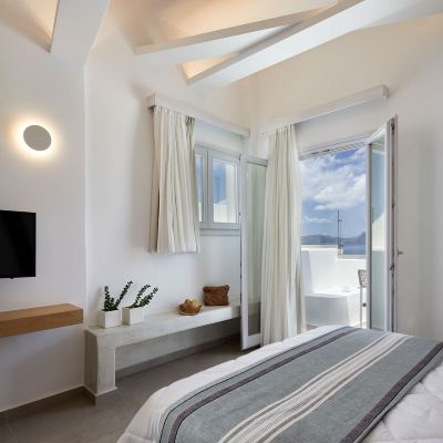 Deluxe Double with Panoramic Caldera View & Hot Tub Santorini View Promo Code