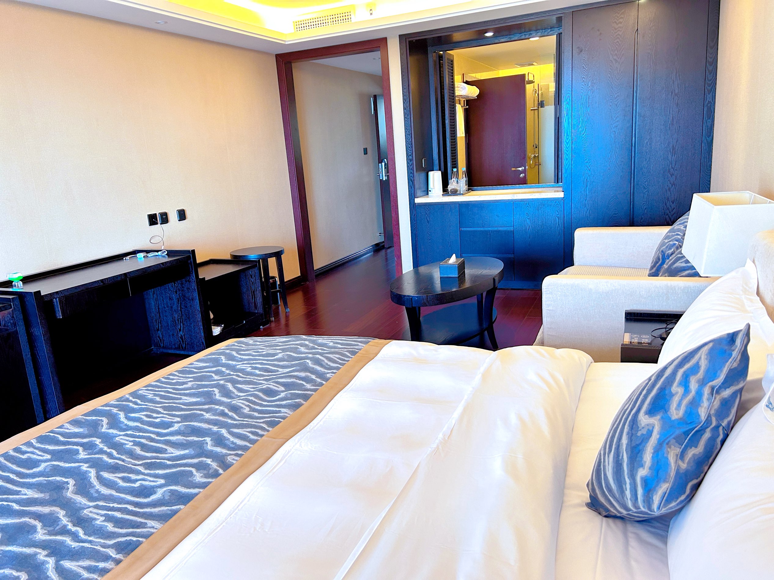 听风·全湖景露台大床房