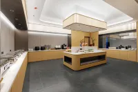 Xinan Hermitage Outlets Hotel