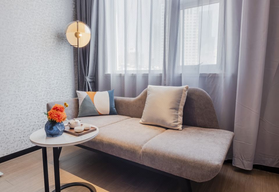 高级大床房【欧式风格+投屏电视+智能客控】