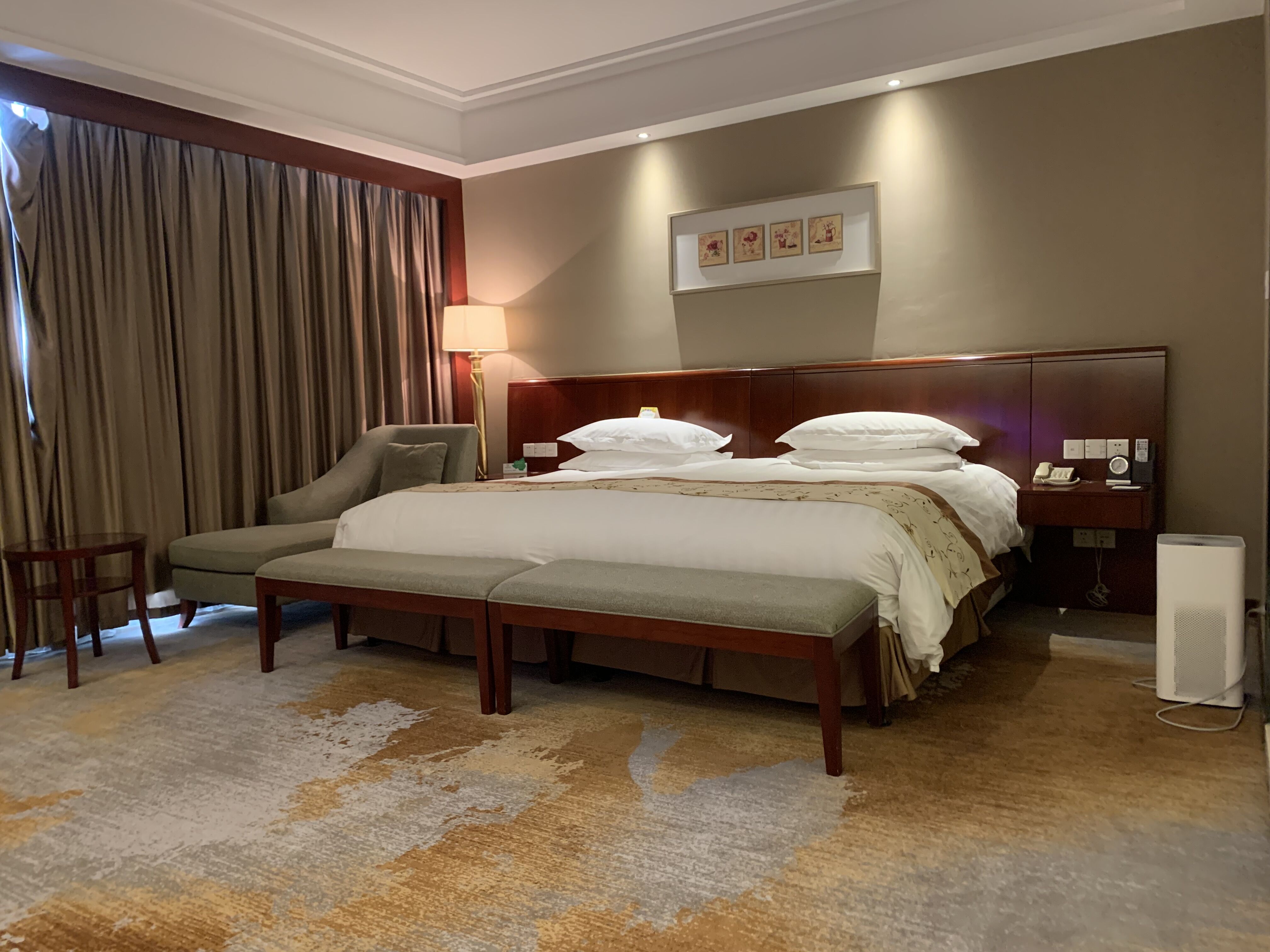 智能行政大床房