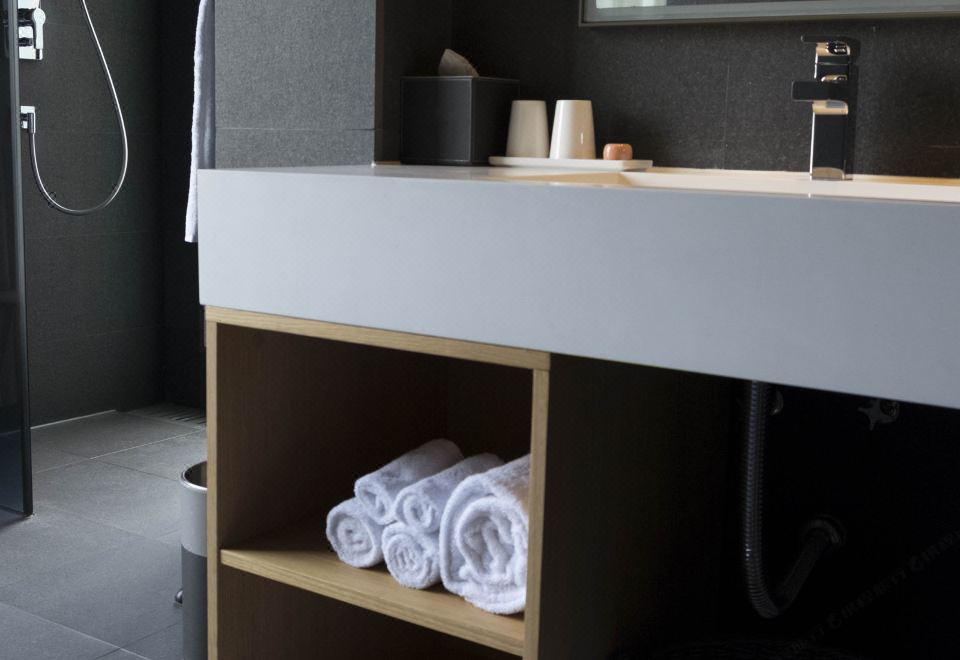 豪華家庭雙床房+宜人山色+浪漫浴缸