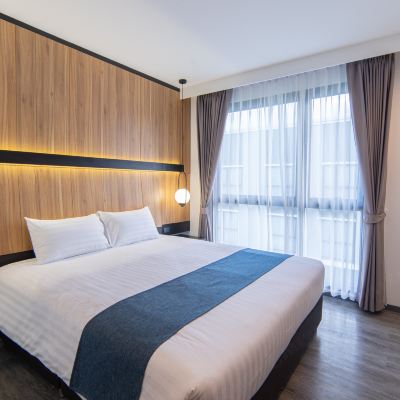 池景豪華特大床房 蓋特43機場飯店優惠