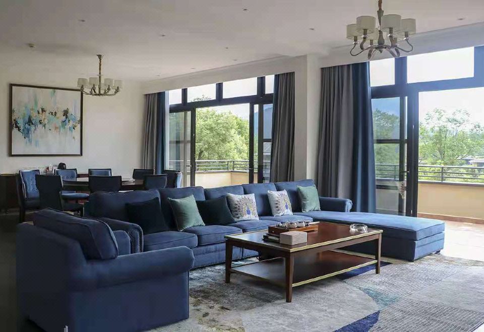 坡地五房別墅丨私家泡池&庭院