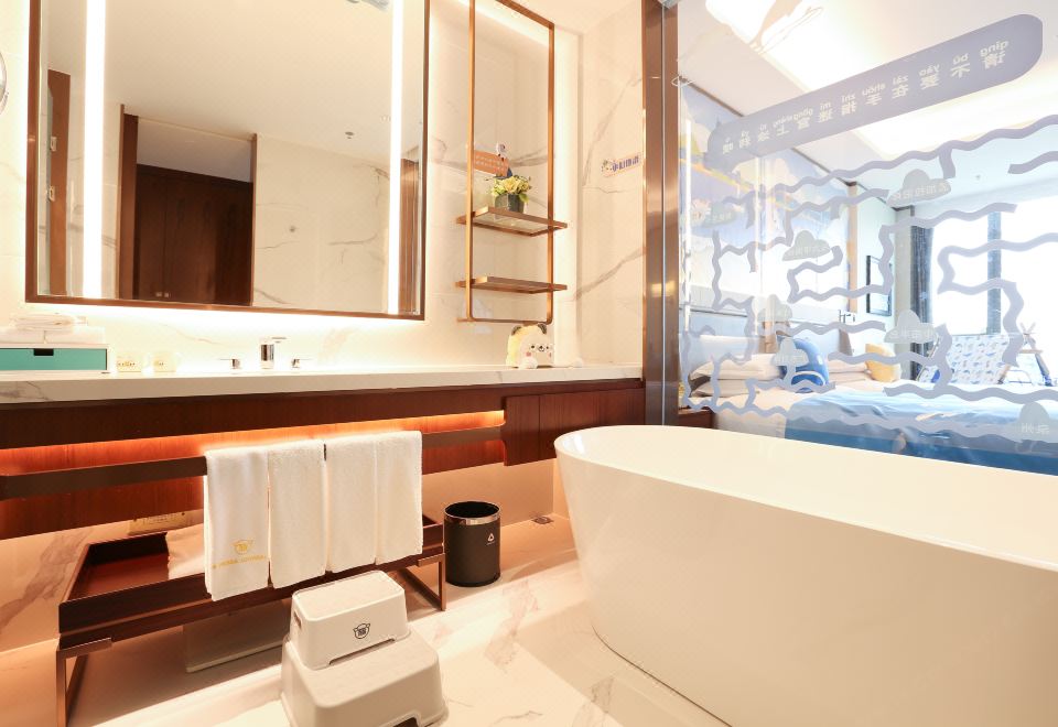 海洋奇遇记-豪华海景双床房