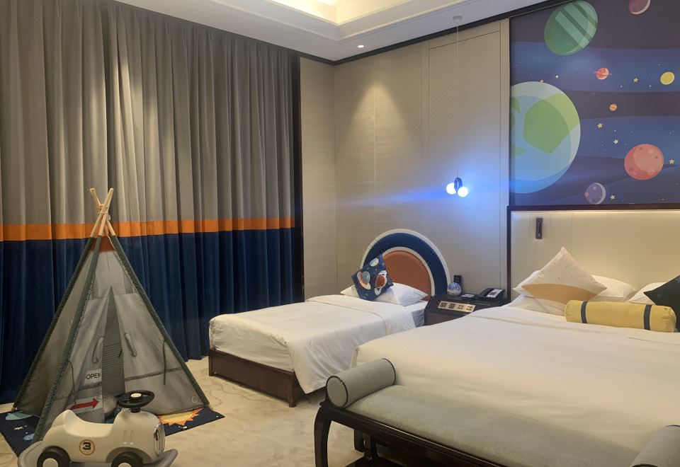 遨游太空主题房