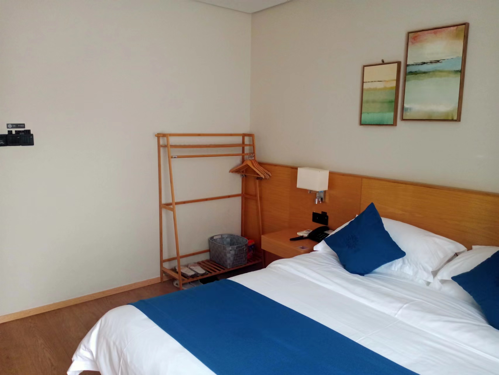 Floral Hotel · Memorize Scene Yangshuo West Street hotel高级大床房『至臻床品』