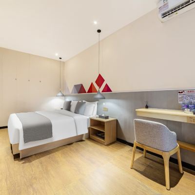 柏悦 | 玲瓏大床房【無窗+所有房型都配置空氣凈化器】 柏曼酒店（高州府前路店）優惠