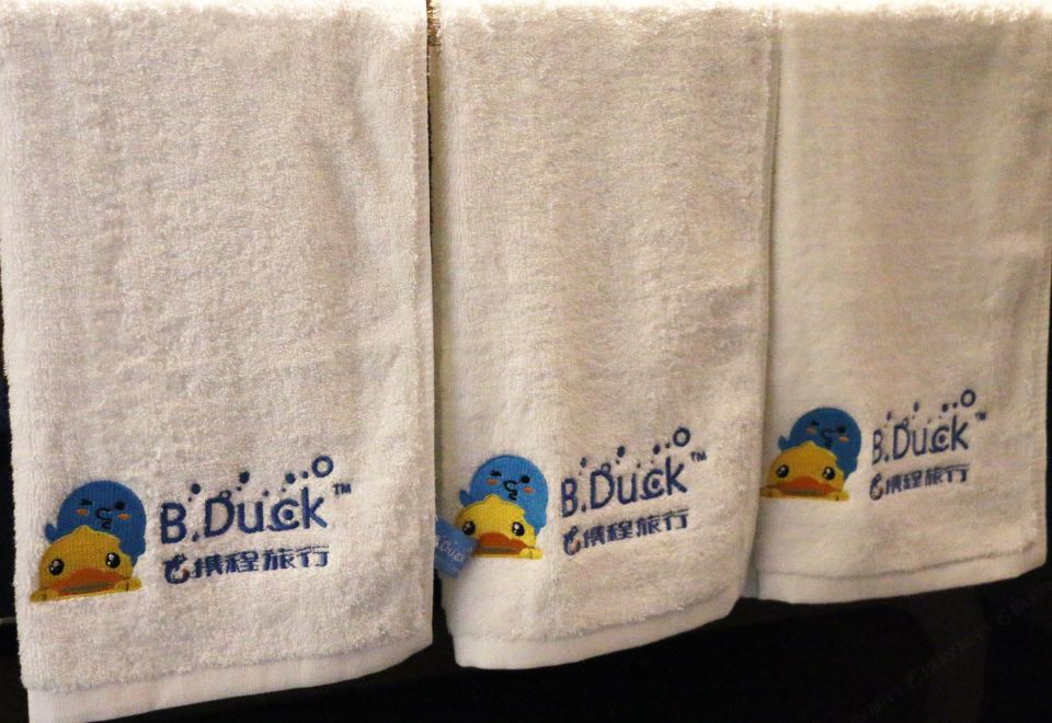 B.Duck小黄鸭主题房