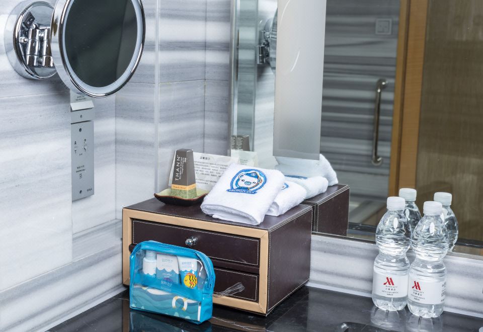 海底小縱隊主題套房