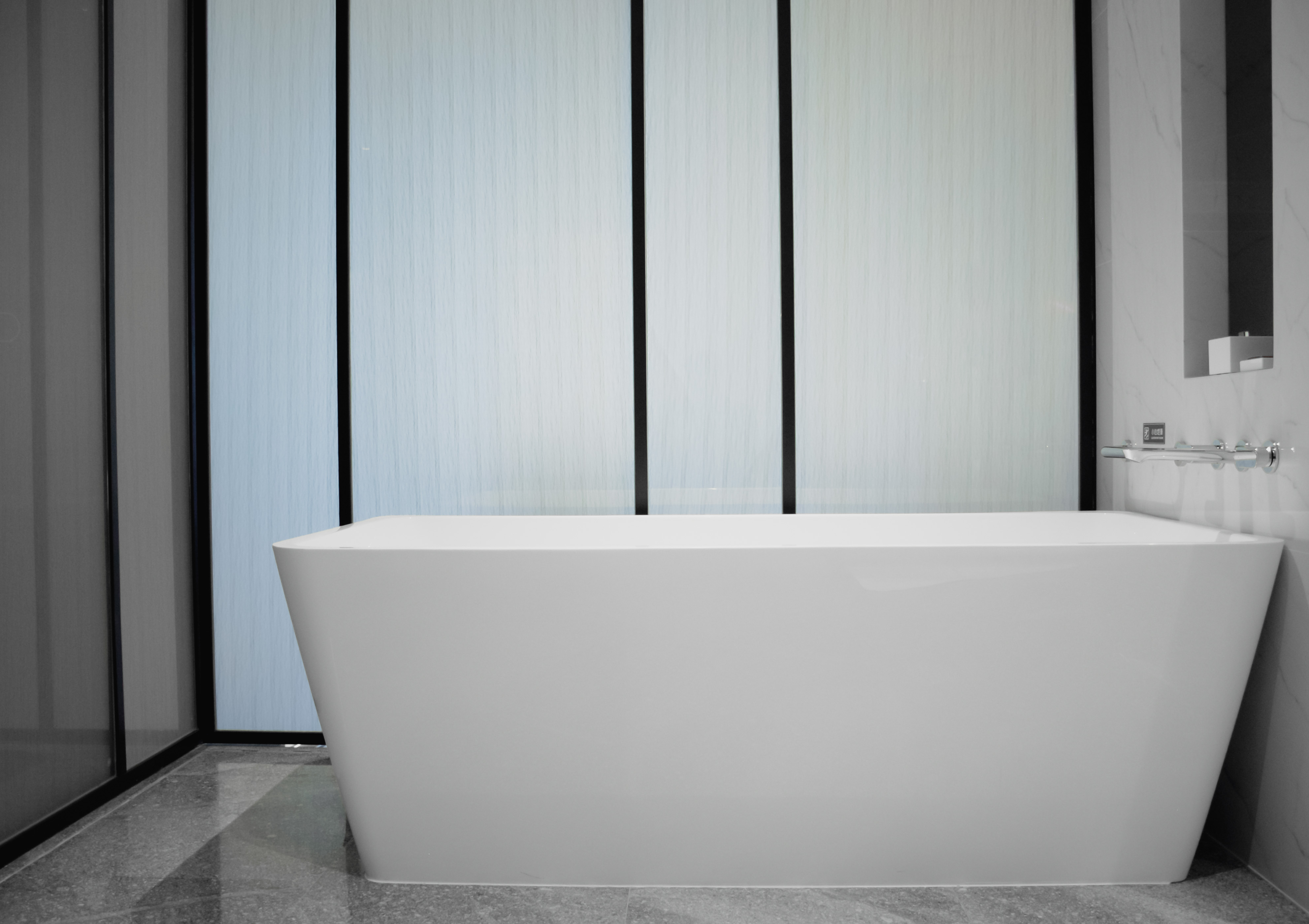 豪华行政海景大床房